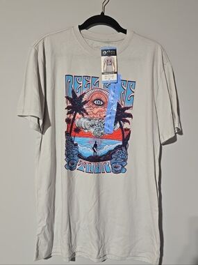 Reel Life Coastal Graphic Tee - Light Gray